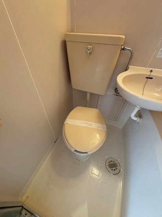 物件内観写真11　(トイレ)