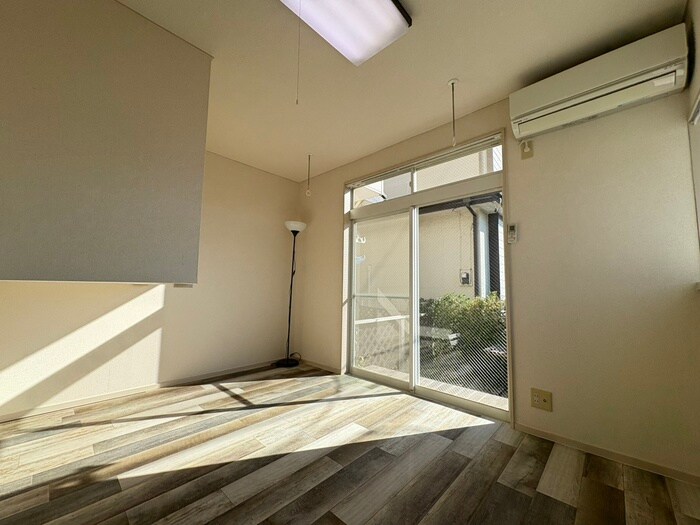 物件内観写真13　(居室)