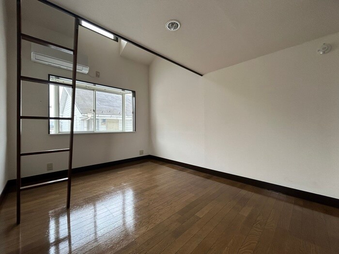 物件内観写真9　(居室)