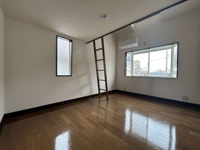 物件内観写真10　(居室)