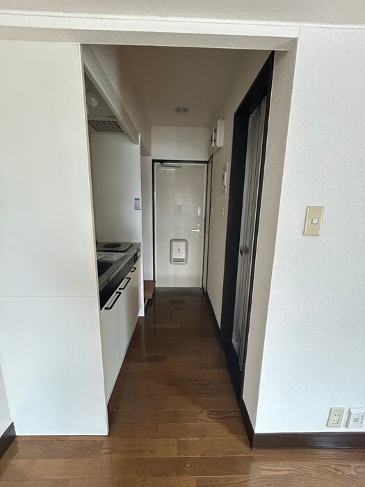 物件内観写真19　(廊下)