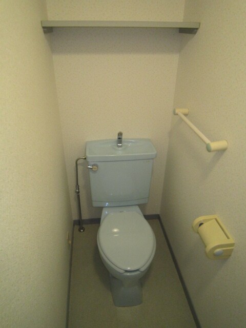 物件内観写真11　(トイレ)