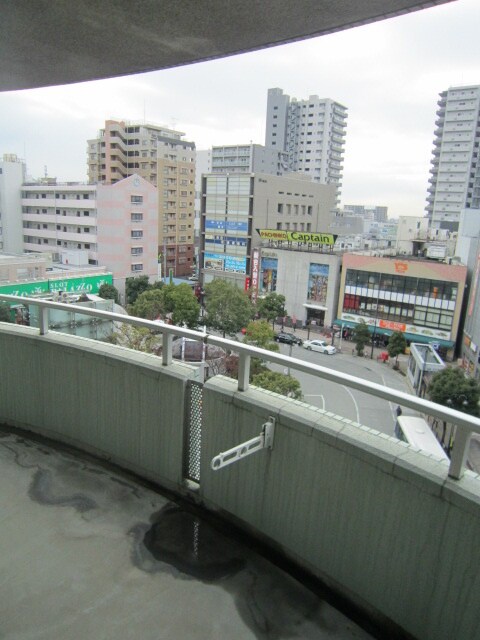 物件内観写真14　(室内からの展望)