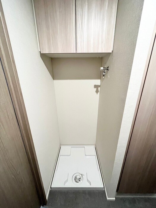 物件内観写真16　(洗濯機置場)