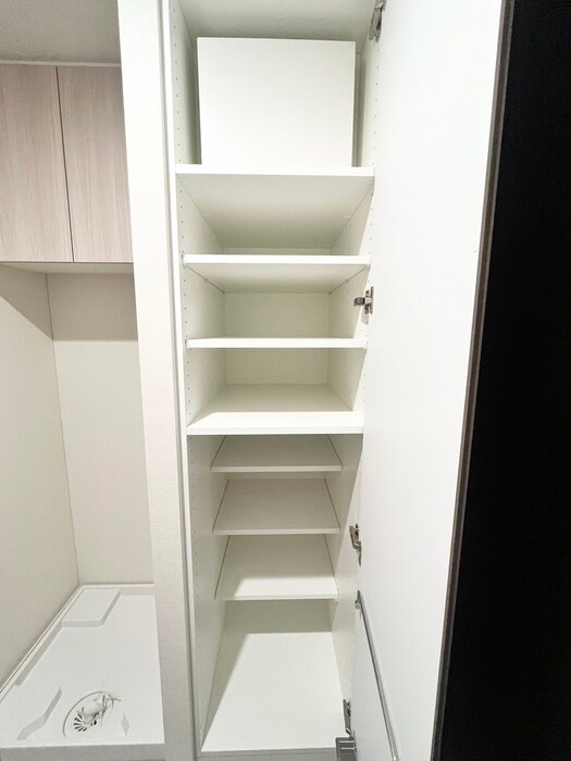 物件内観写真22　(収納)