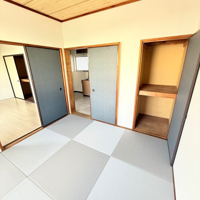 物件内観写真10　(居室)