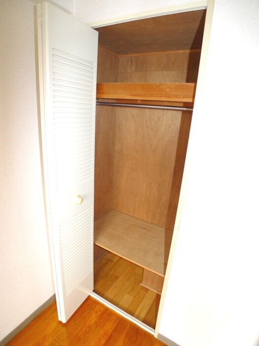 物件内観写真13　(収納)