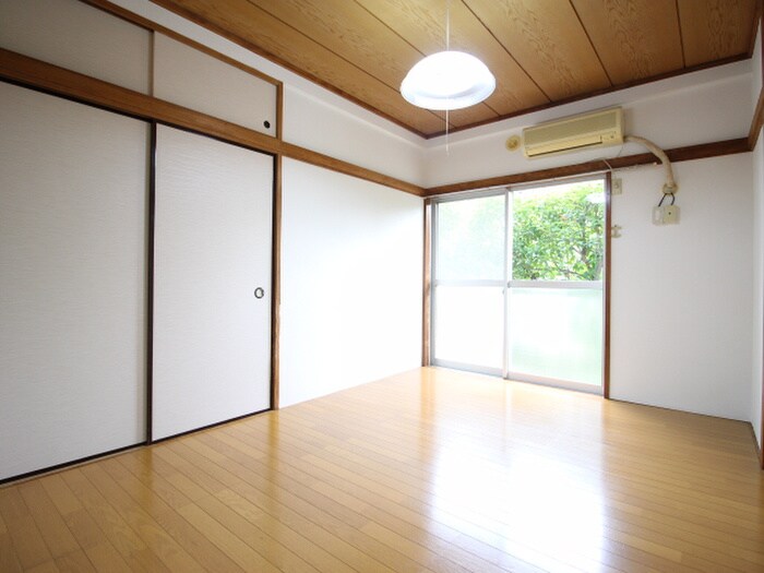 物件内観写真21　(居室)