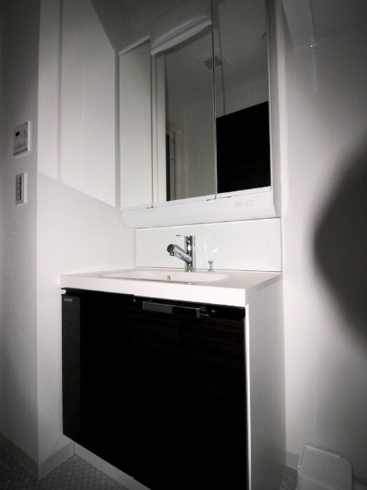 物件内観写真13　(洗面)