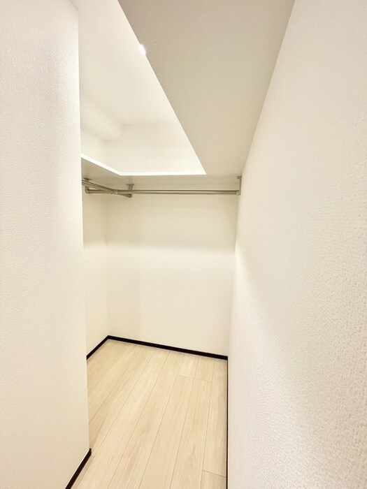 物件内観写真13　(収納)