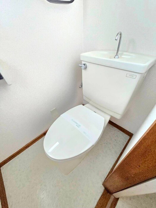 物件内観写真11　(トイレ)