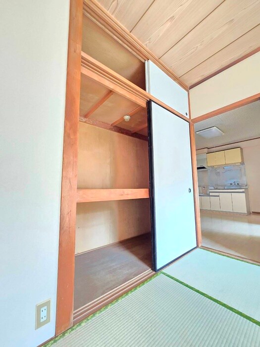 物件内観写真14　(収納)