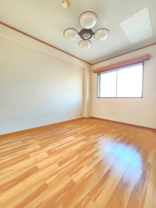 物件内観写真17　(居室)