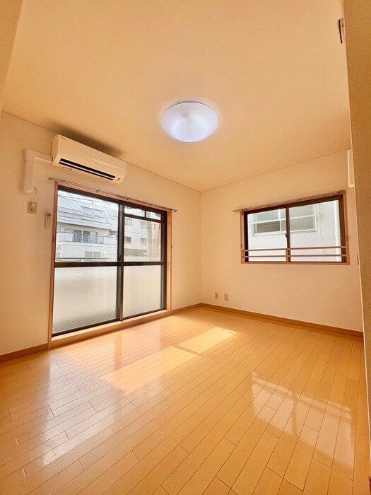 物件内観写真6　(居室)