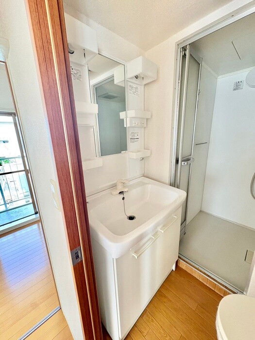 物件内観写真16　(洗面)