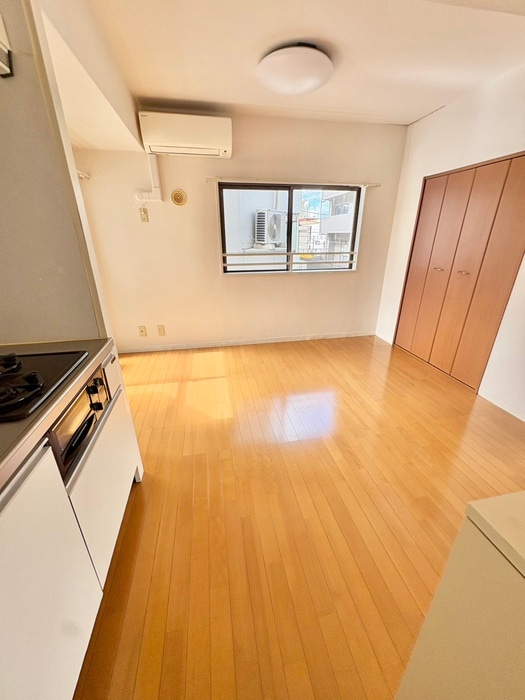 物件内観写真18　(廊下)