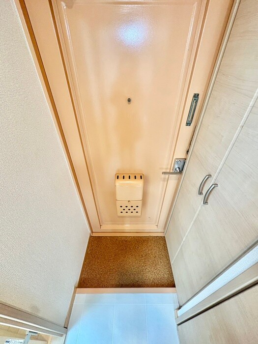 物件内観写真20　(玄関)