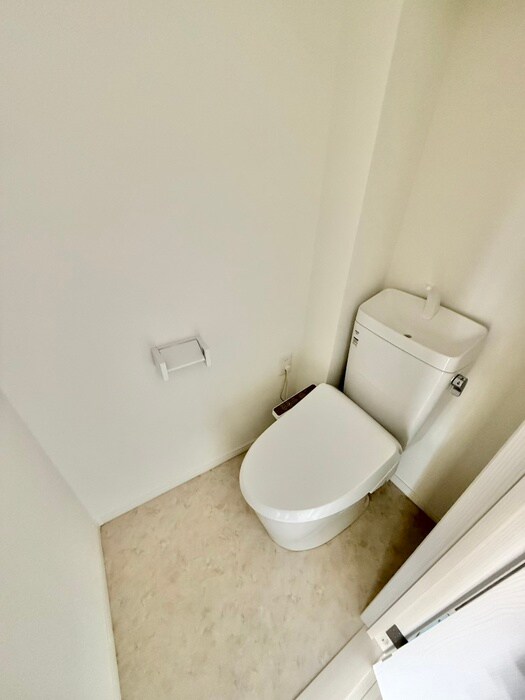 物件内観写真11　(トイレ)