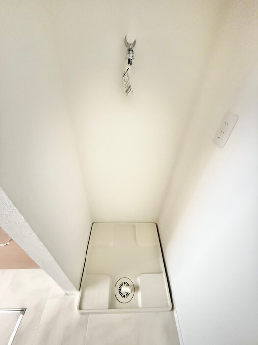 物件内観写真17　(洗濯機置場)