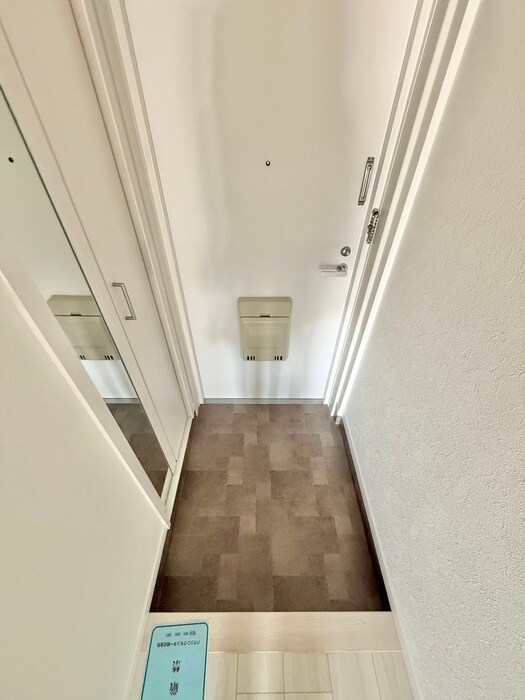 物件内観写真20　(玄関)