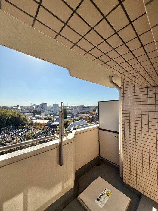 物件内観写真21　(室内からの展望)