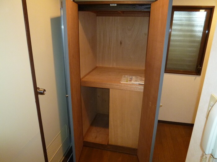 物件内観写真8　(収納)