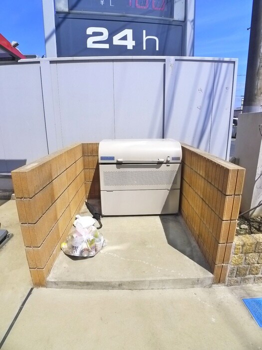 物件外観写真5　(建物設備)