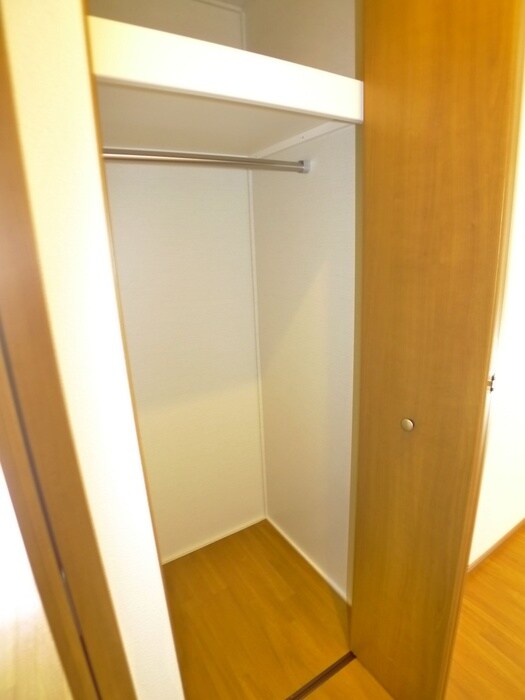 物件内観写真10　(収納)