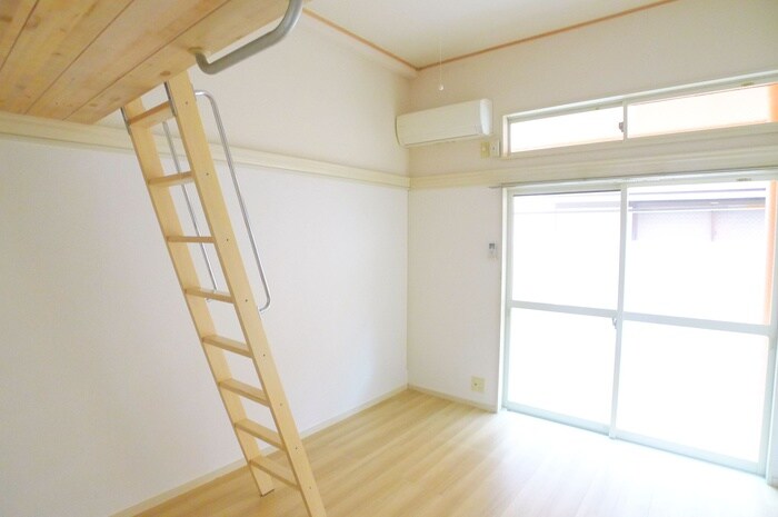 物件内観写真7　(居室)