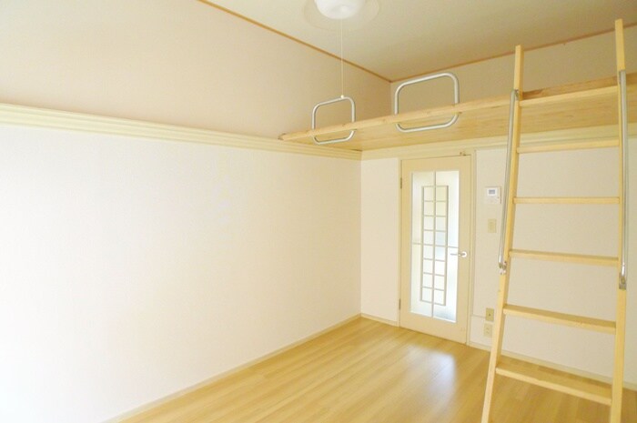 物件内観写真9　(居室)