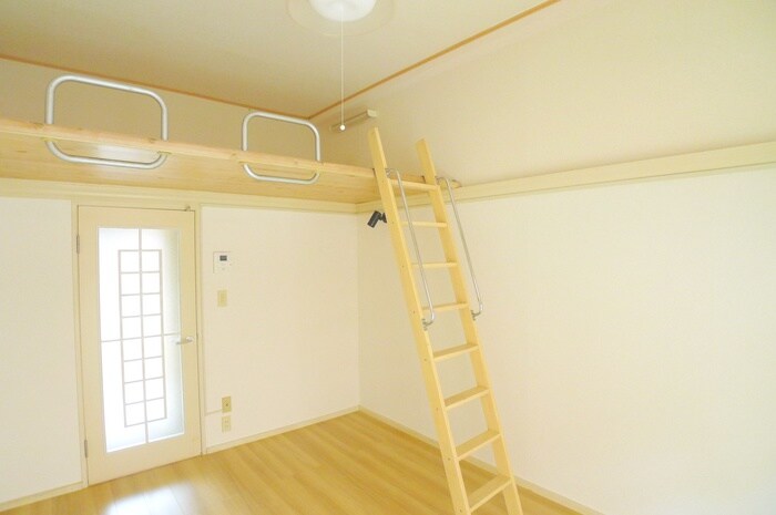 物件内観写真10　(居室)