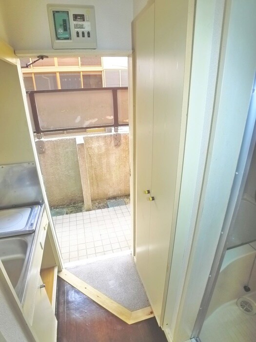 物件内観写真18　(靴箱)