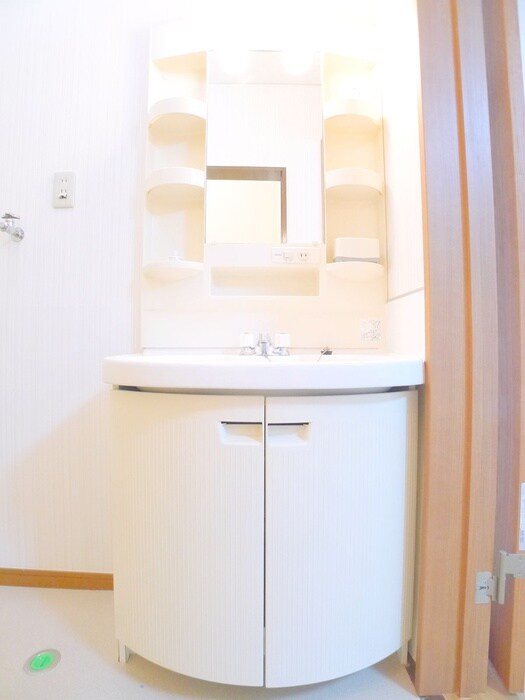 物件内観写真15　(洗面)