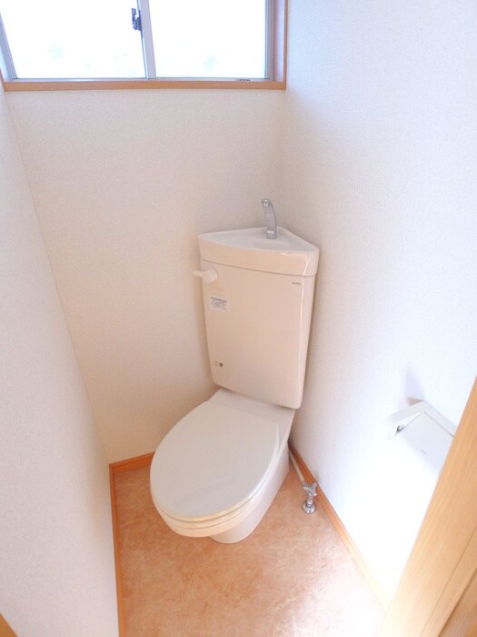 物件内観写真13　(トイレ)