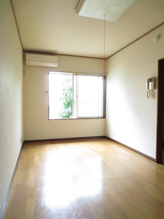 物件内観写真11　(居室)