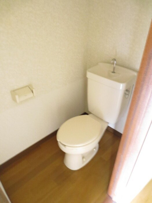 物件内観写真13　(トイレ)