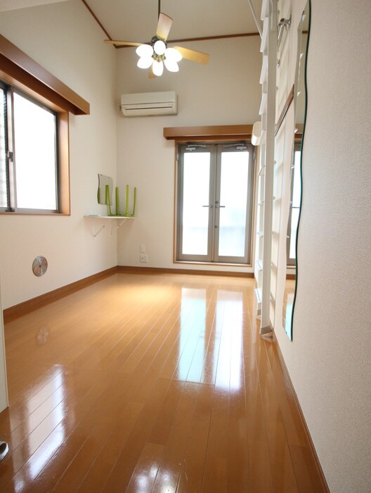 物件内観写真13　(居室)