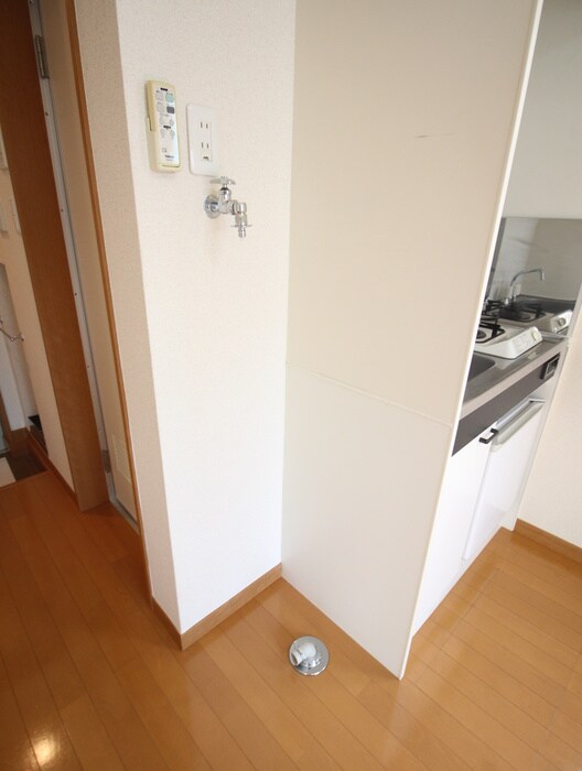 物件内観写真14　(洗濯機置場)