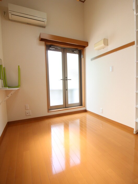 物件内観写真16　(居室)