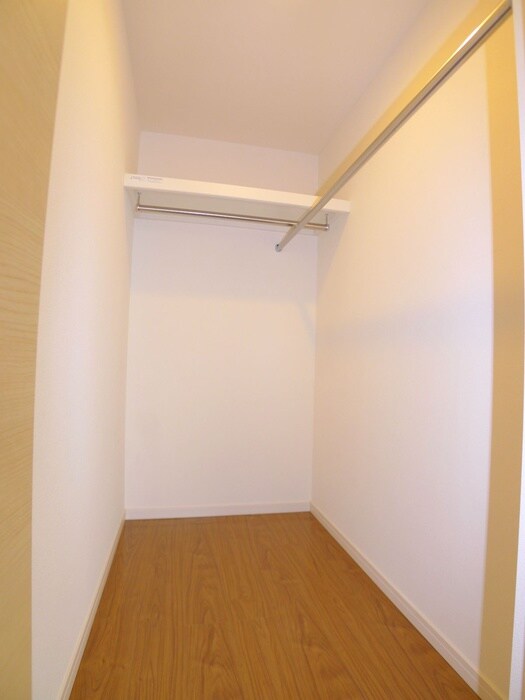 物件内観写真11　(収納)