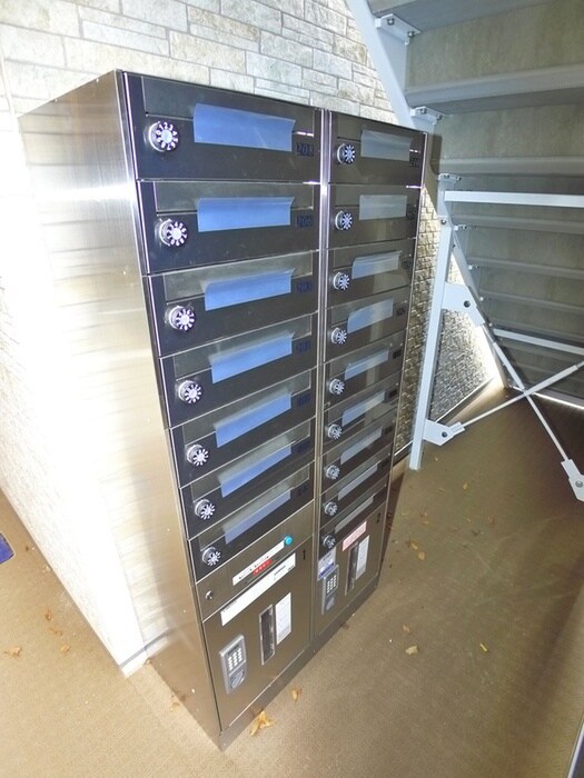 物件外観写真6　(建物設備)