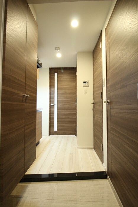 物件内観写真7　(廊下)