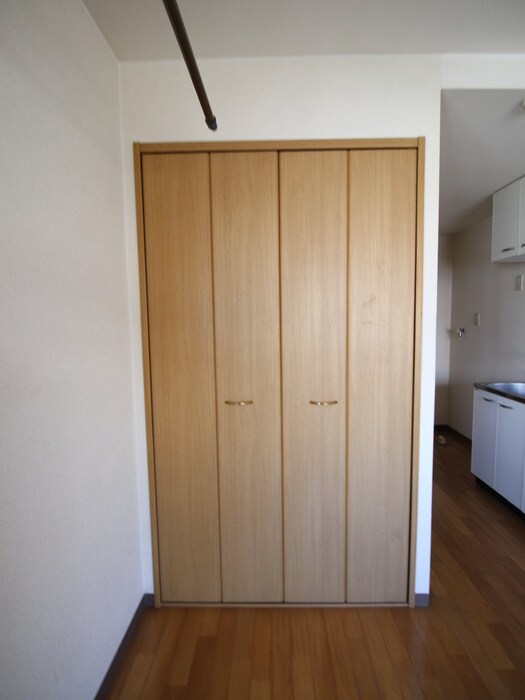 物件内観写真10　(収納)