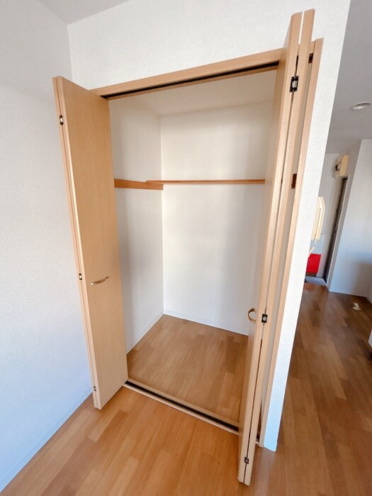 物件内観写真10　(収納)