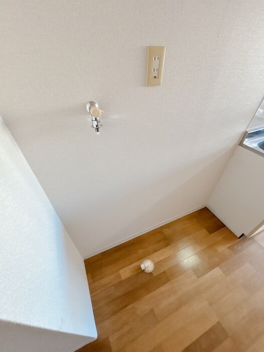 物件内観写真19　(洗濯機置場)