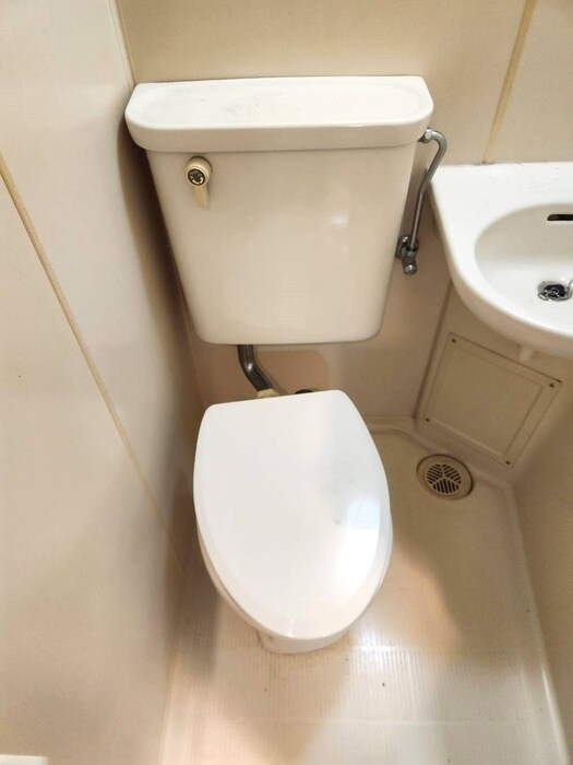 物件内観写真14　(トイレ)