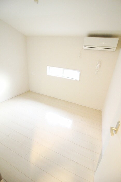 物件内観写真13　(居室)