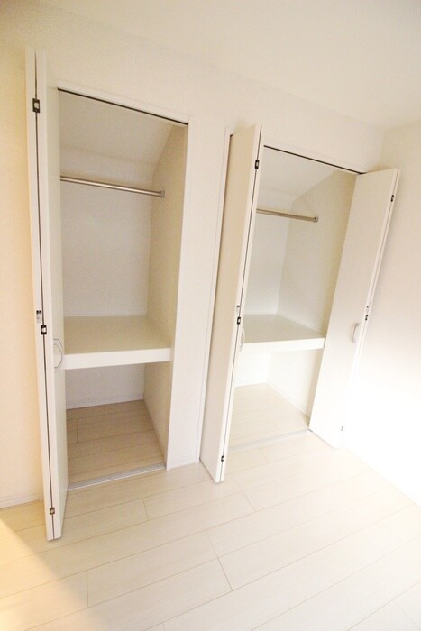 物件内観写真15　(収納)