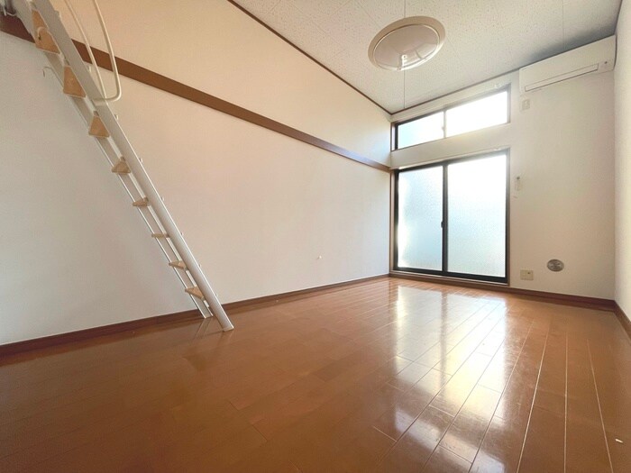 物件内観写真7　(居室)