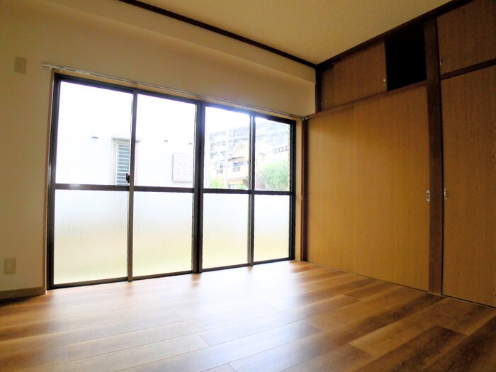 物件内観写真5　(居室)